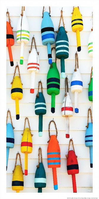 Photo Bouées colorées de casiers à homards par Philip Plisson
