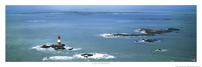 Photo Hoëdic island, the Cardinaux lighthouse, Morbihan  South Brittany par Philip Plisson