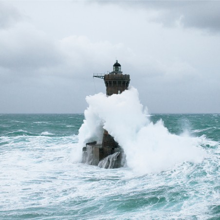 Wave on the Four lighthouse, Brittany