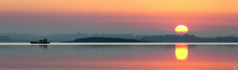 Photo Sunset on the Gulf of Morbihan par Philip Plisson