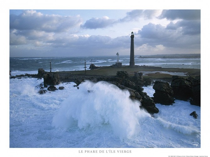 Photo Le phare de l'île Vierge, Finistère, Bretagne par Philip Plisson