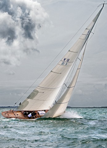 Photo Classic sail, 8 meters JI par Philip Plisson