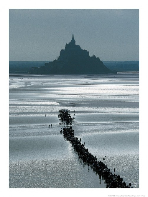 Photo Dans la baie du Mont-Saint-Michel, Manche par Philip Plisson