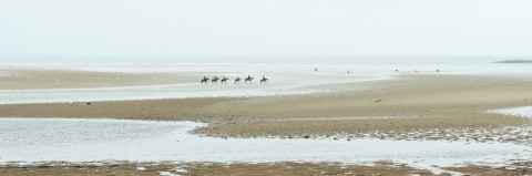Photo Horse riding on the beach, Morbihan par Philip Plisson