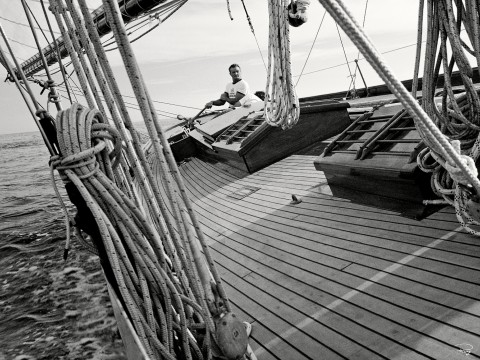 Photo On the deck of Pen Duick par Philip Plisson