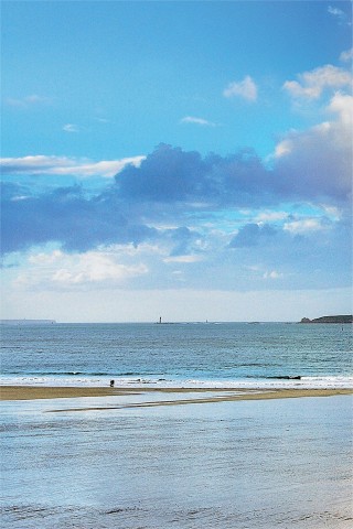 Photo Ciel de traine sur la plage de Saint-Malo, Bretagne par Philip Plisson