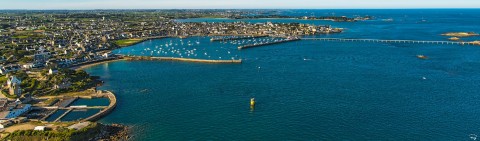 Photo Roscoff seen from the sky, Finistère, Brittany par Philip Plisson