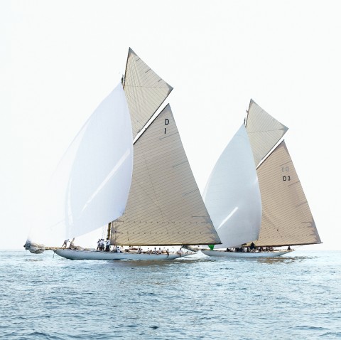 Photo Mariska and Tuiga, classic yachts par Philip Plisson
