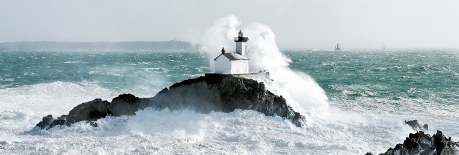 Photo Pointe du raz, phare de Tévennec par Guillaume Plisson