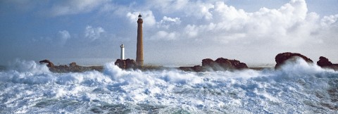 Photo Ile Vierge lighthouse, Finistère, Brittany par Philip Plisson