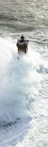 Photo Gust of wind on the Vieille lighthouse, Finistère par Philip Plisson