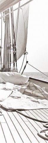 Photo Mer calme et classique yacht par Philip Plisson