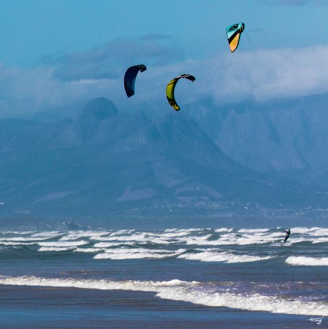 Photo Trio Kite surf par Philip Plisson