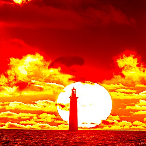 Photo Île de Ré lighthouse at sunset par Philip Plisson