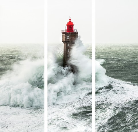 Photo Le phare de la Jument dans le Finistère ! par Philip Plisson