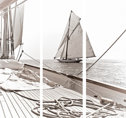 Photo Calm sea and classic yacht ! par Philip Plisson
